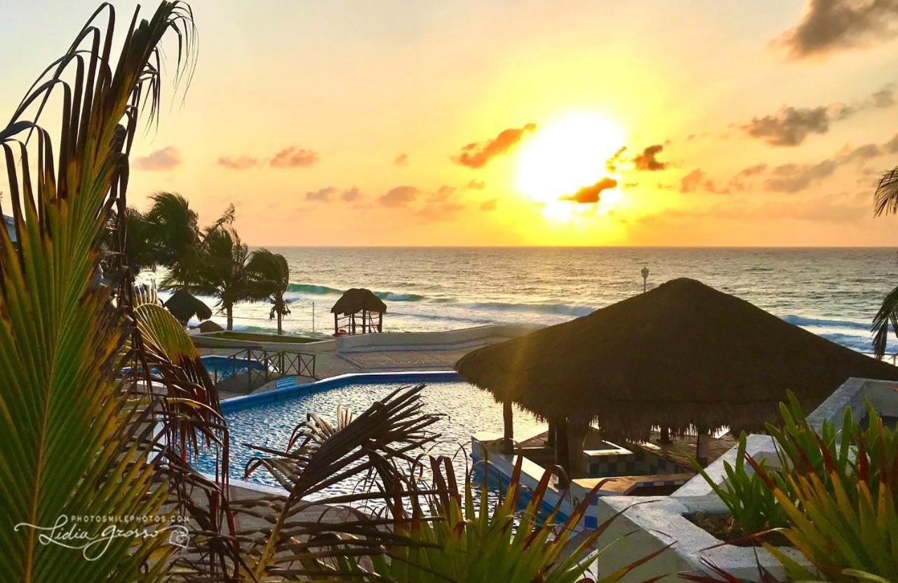 Cancun Beach Aparthotel Brisas Exterior photo